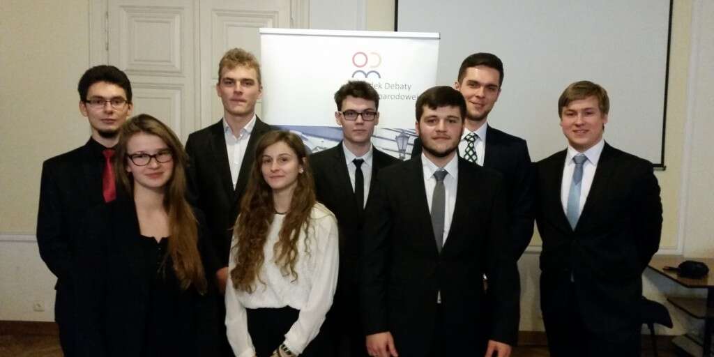 debata-final-1024×576