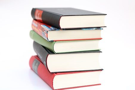 books-441866__340