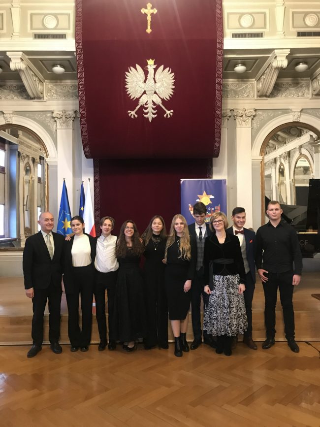 20B17605-44EC-4CEE-93F4-55AD26609681