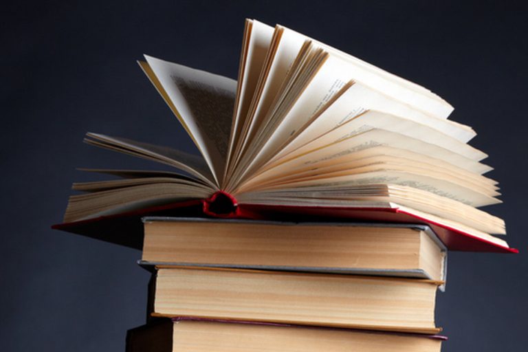 ksiazka-ksiazki-podreczniki-nauka-biblioteka