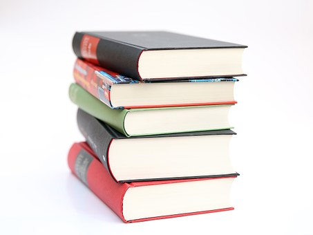 books-441866__340