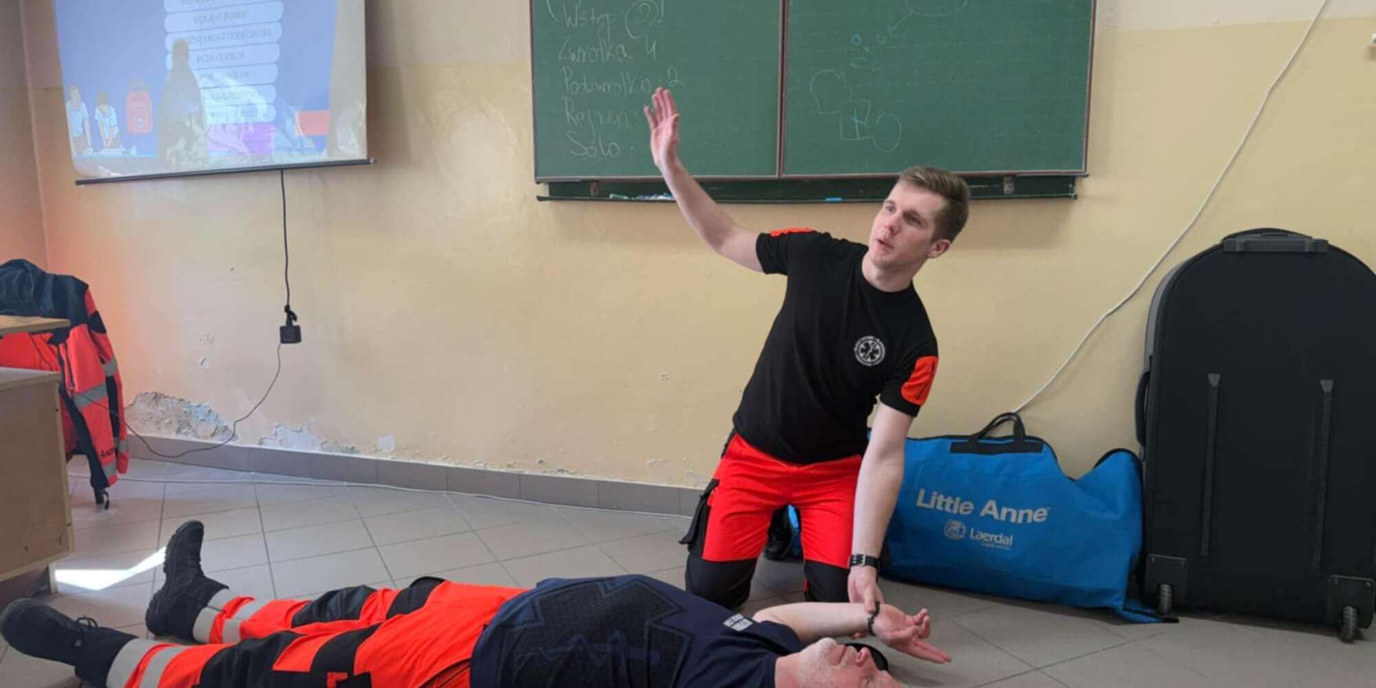 att.e5A07Vx8KQBYSEJ-KOTHKTIxEL-5SpTnKyhRLEjfxHM