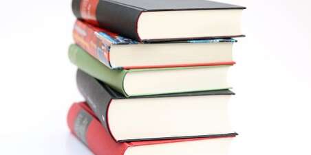 books-441866__340